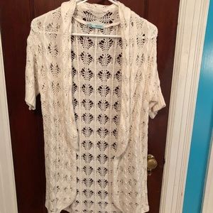 Short sleeved cardigan